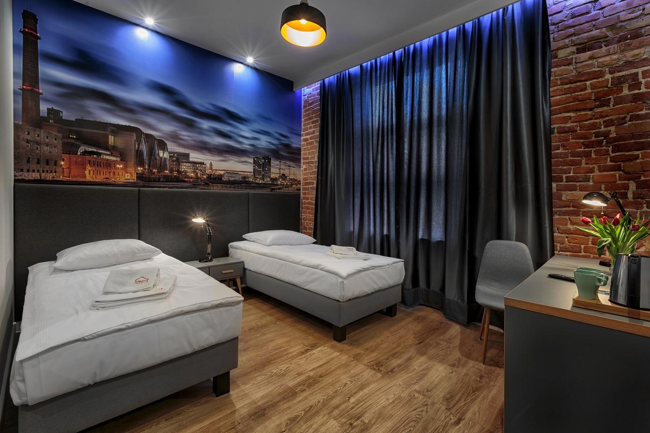 Aparts Biznes Lodz  Luaran gambar